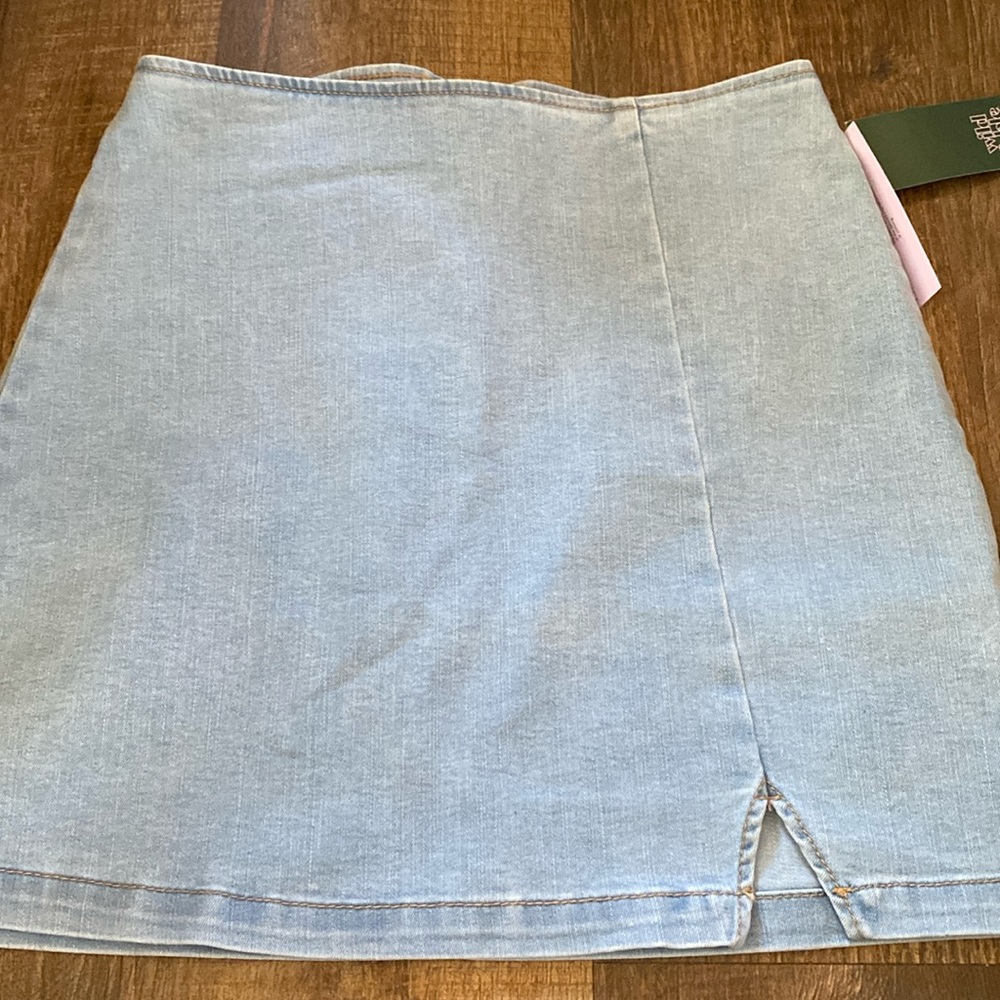Wild Fable light wash mini skirt